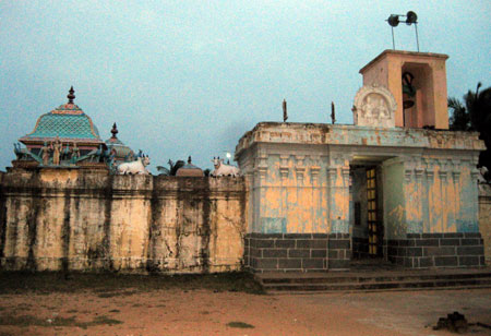 Tiruchopuram Gopuram
